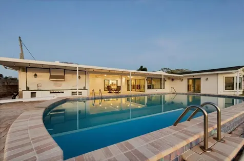 7318 Westmoreland Drive Sarasota FL 34243