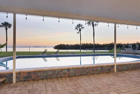 7318 Westmoreland Drive Sarasota FL 34243