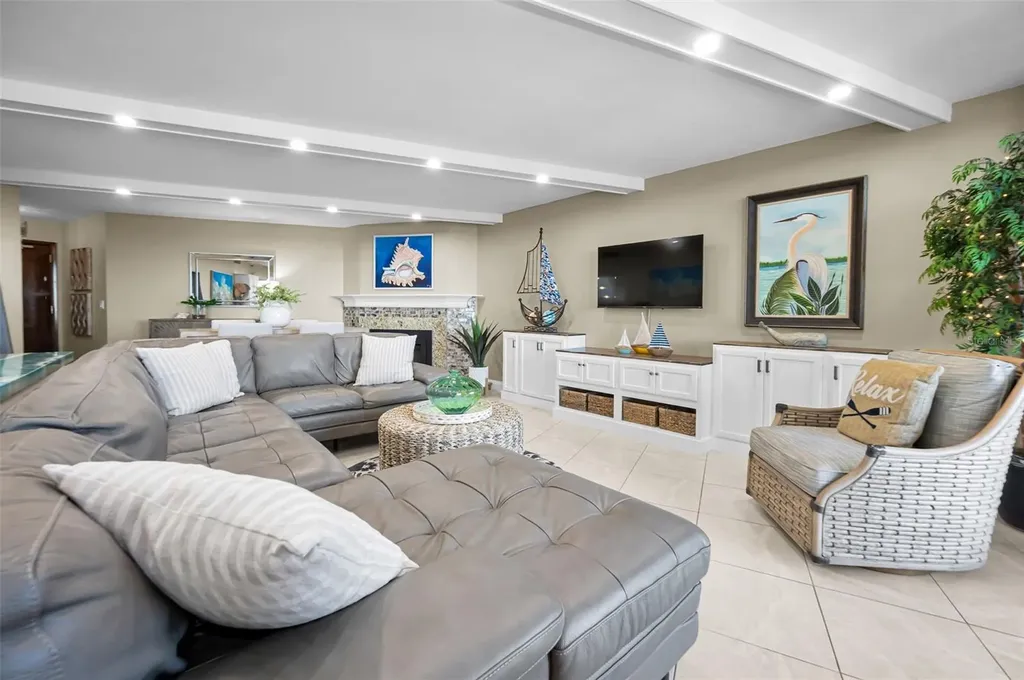 1660 Gulf Boulevard Clearwater Beach FL 33767