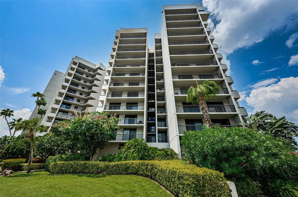 1660 Gulf Boulevard Clearwater Beach FL 33767