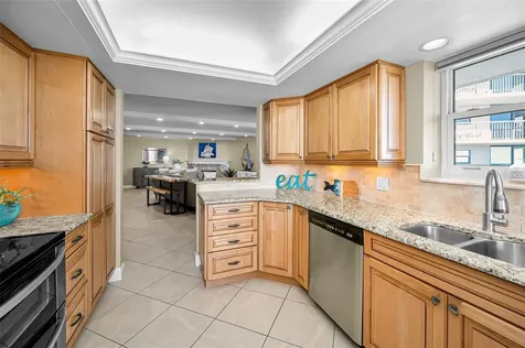 1660 Gulf Boulevard Clearwater Beach FL 33767