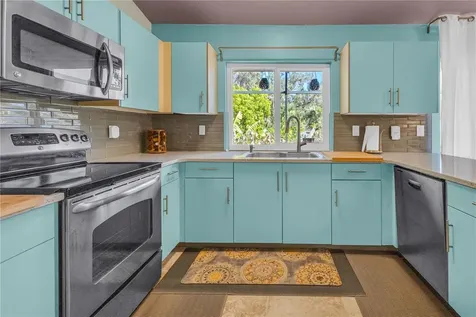1035 Sirus Trail Sarasota FL 34232