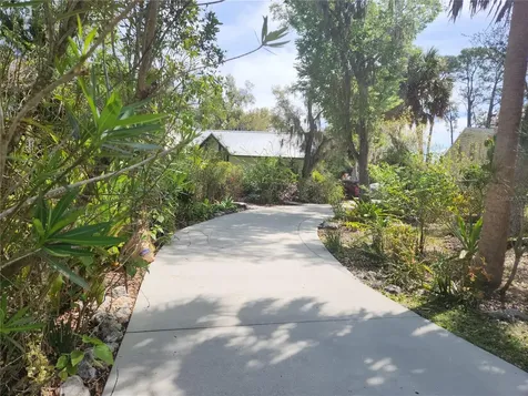 1035 Sirus Trail Sarasota FL 34232