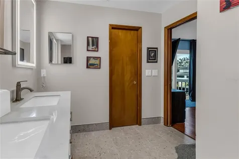 1035 Sirus Trail Sarasota FL 34232