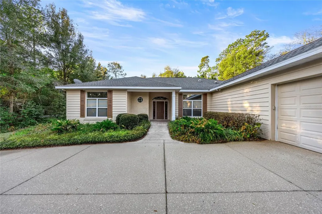 20698 SW 93rd Lane Road Dunnellon FL 34431