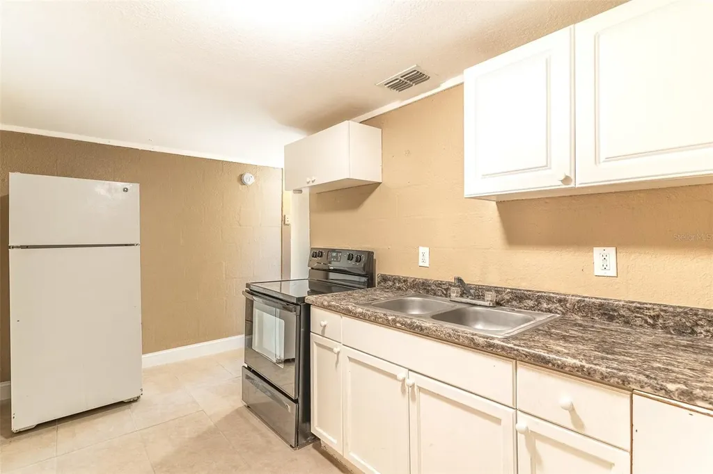 114 E Northside Drive Lake Wales FL 33853