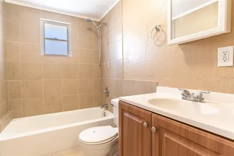 114 E Northside Drive Lake Wales FL 33853