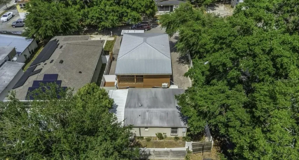 2205 Chipco Street Tampa FL 33605