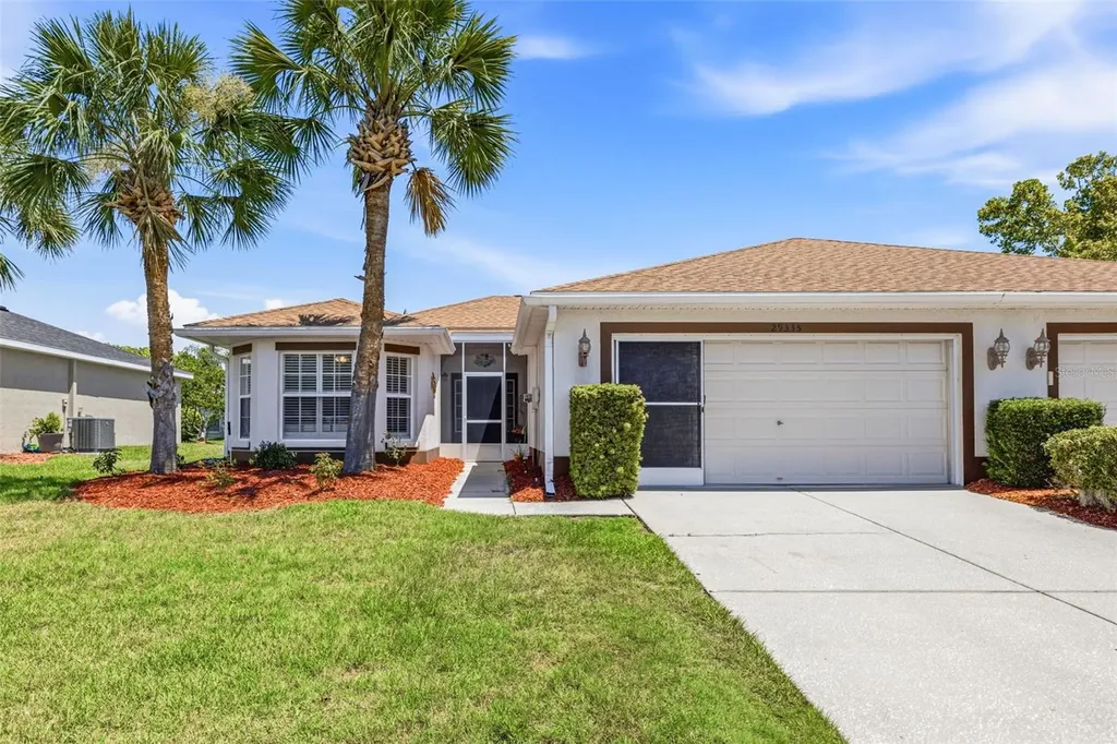 29335 Caddy Shack Lane E San Antonio FL 33576