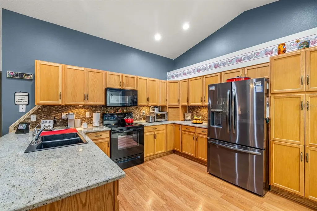29335 Caddy Shack Lane E San Antonio FL 33576