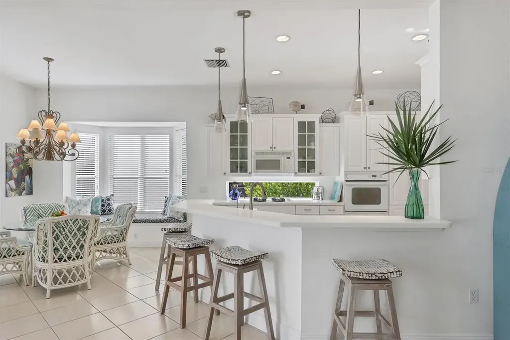 8135 Abingdon Court University Park FL 34201