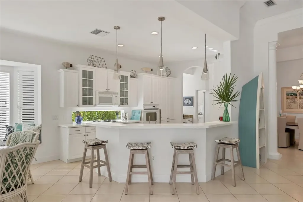 8135 Abingdon Court University Park FL 34201