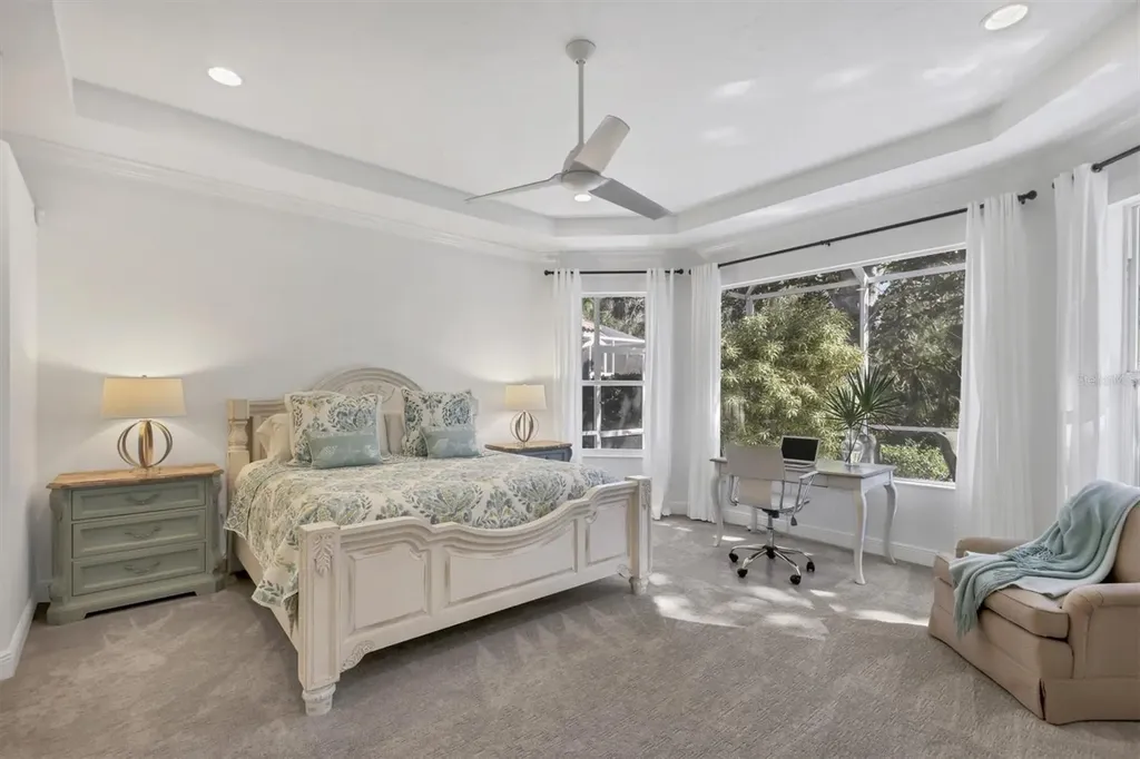 8135 Abingdon Court University Park FL 34201