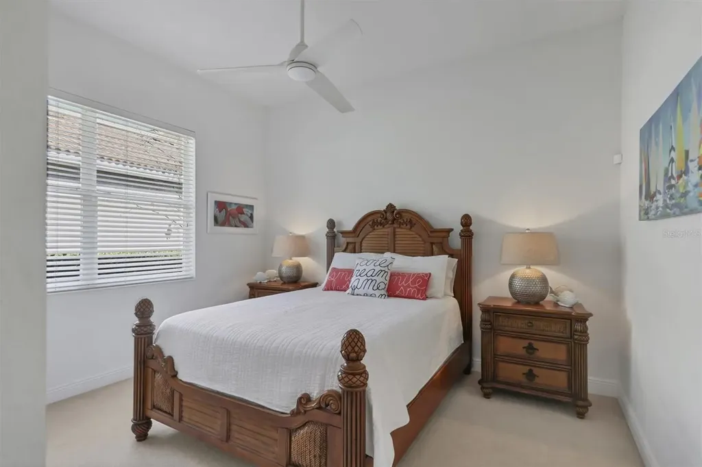 8135 Abingdon Court University Park FL 34201