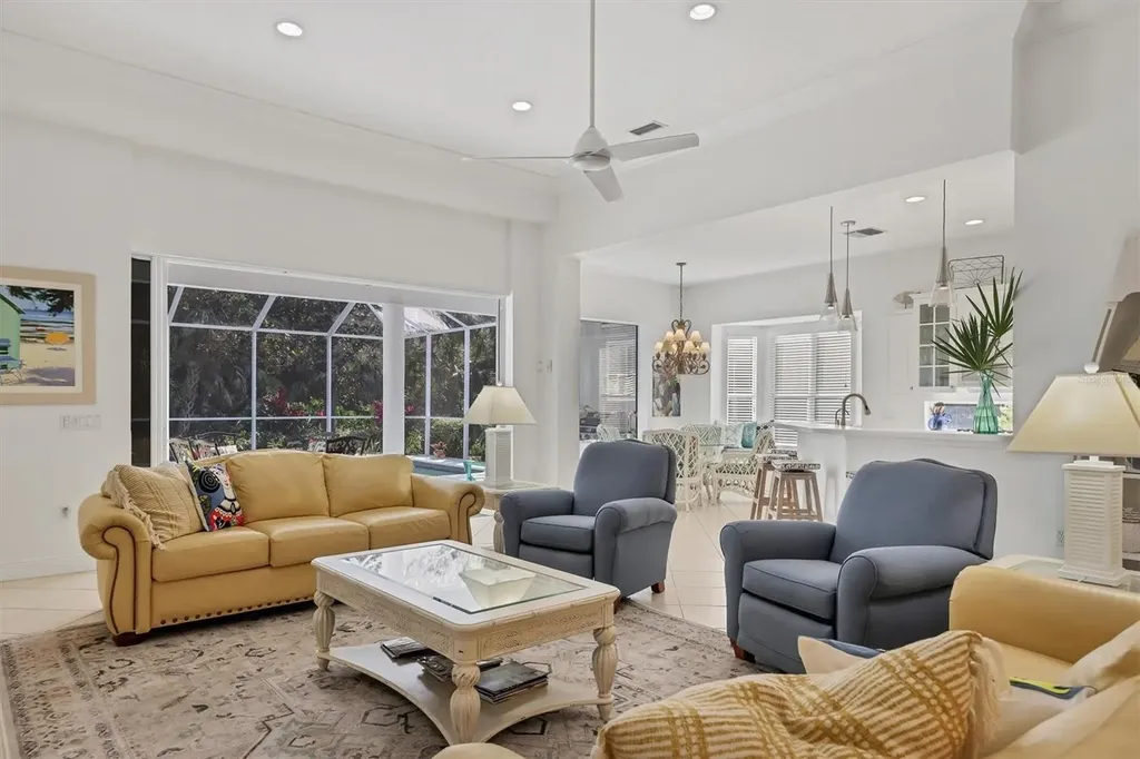 8135 Abingdon Court University Park FL 34201