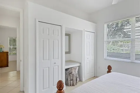 8135 Abingdon Court University Park FL 34201