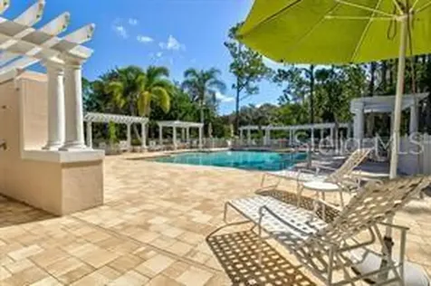 8135 Abingdon Court University Park FL 34201