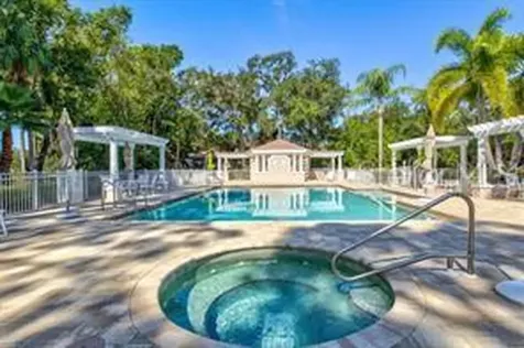 8135 Abingdon Court University Park FL 34201