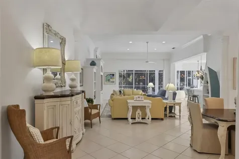 8135 Abingdon Court University Park FL 34201
