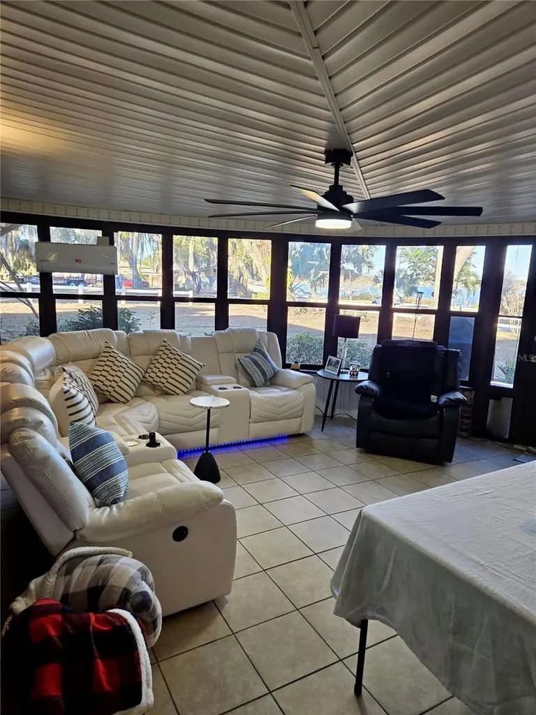 630 Lake Blue Drive Lake Placid FL 33852