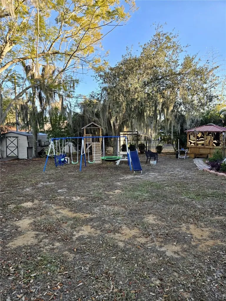 630 Lake Blue Drive Lake Placid FL 33852