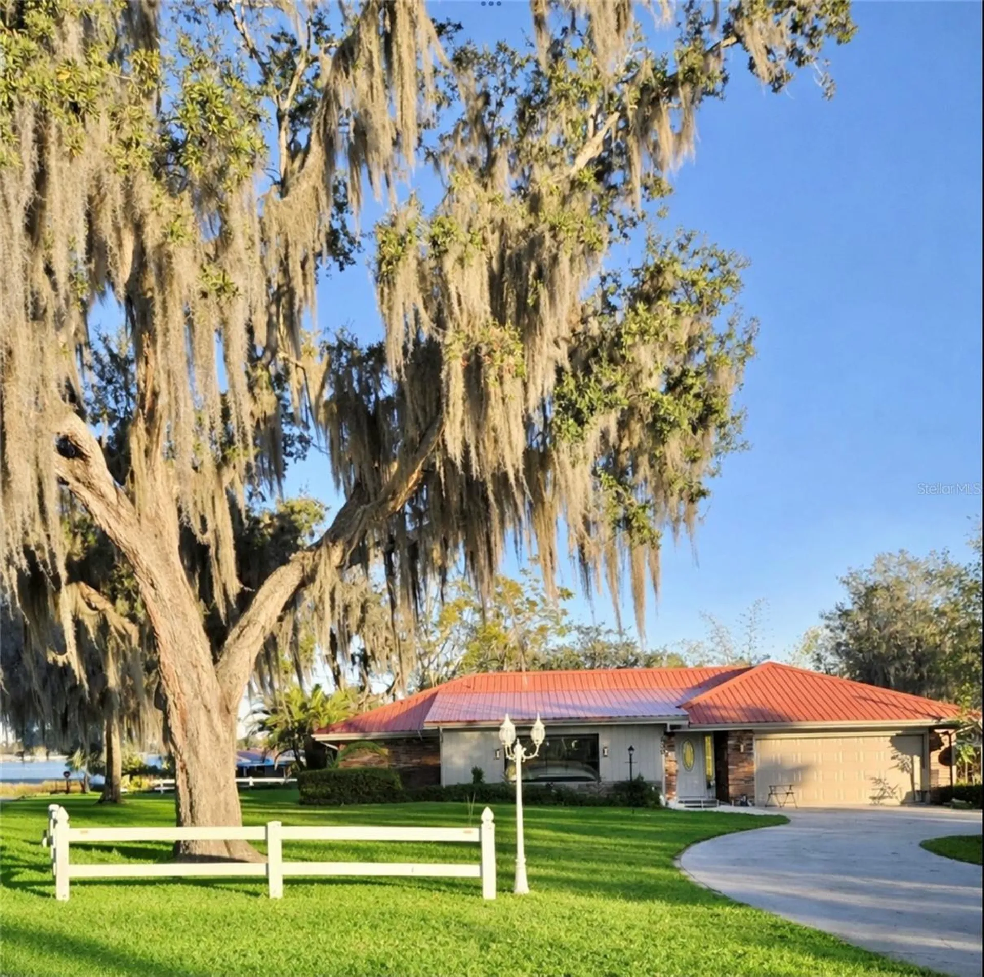 630 Lake Blue Drive Lake Placid FL 33852