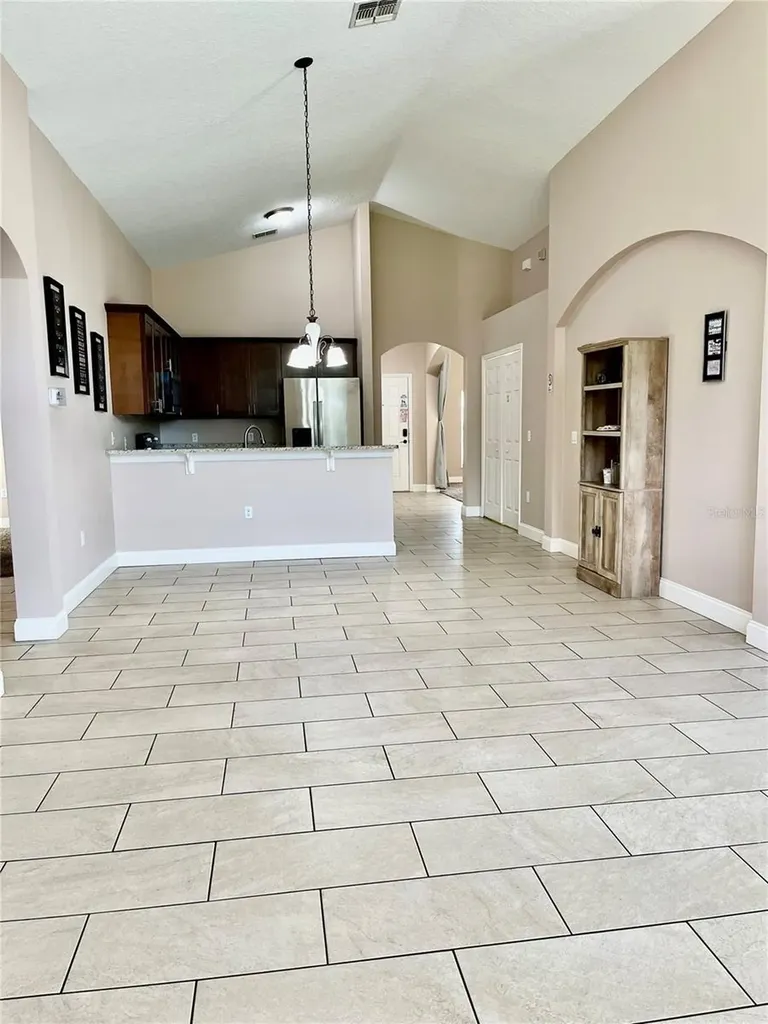 124 Lancaster Drive Davenport FL 33897