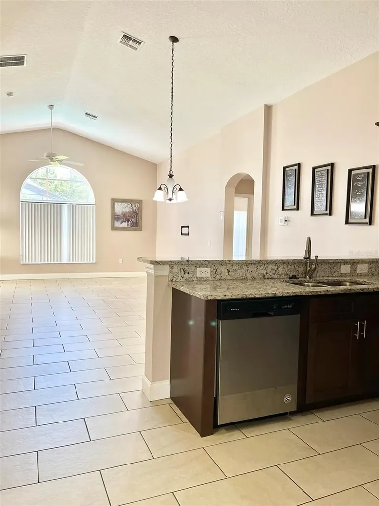 124 Lancaster Drive Davenport FL 33897
