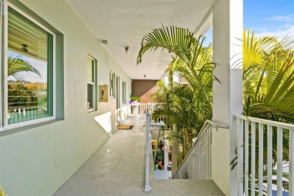 410 12th Avenue NE St Petersburg FL 33701