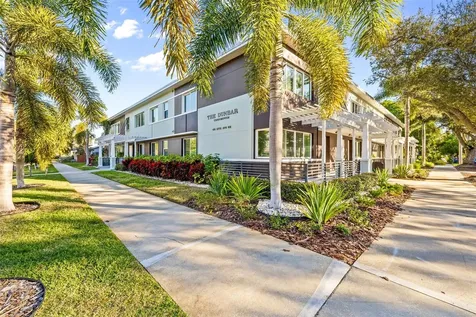 410 12th Avenue NE St Petersburg FL 33701