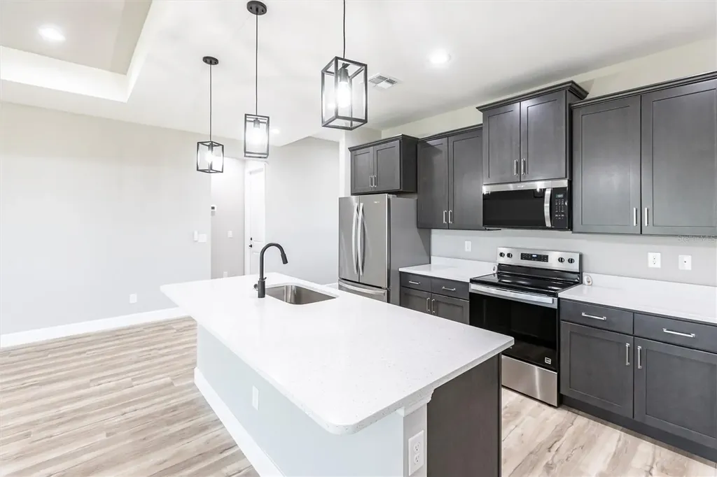 2729 SW 4th Terrace Cape Coral FL 33991