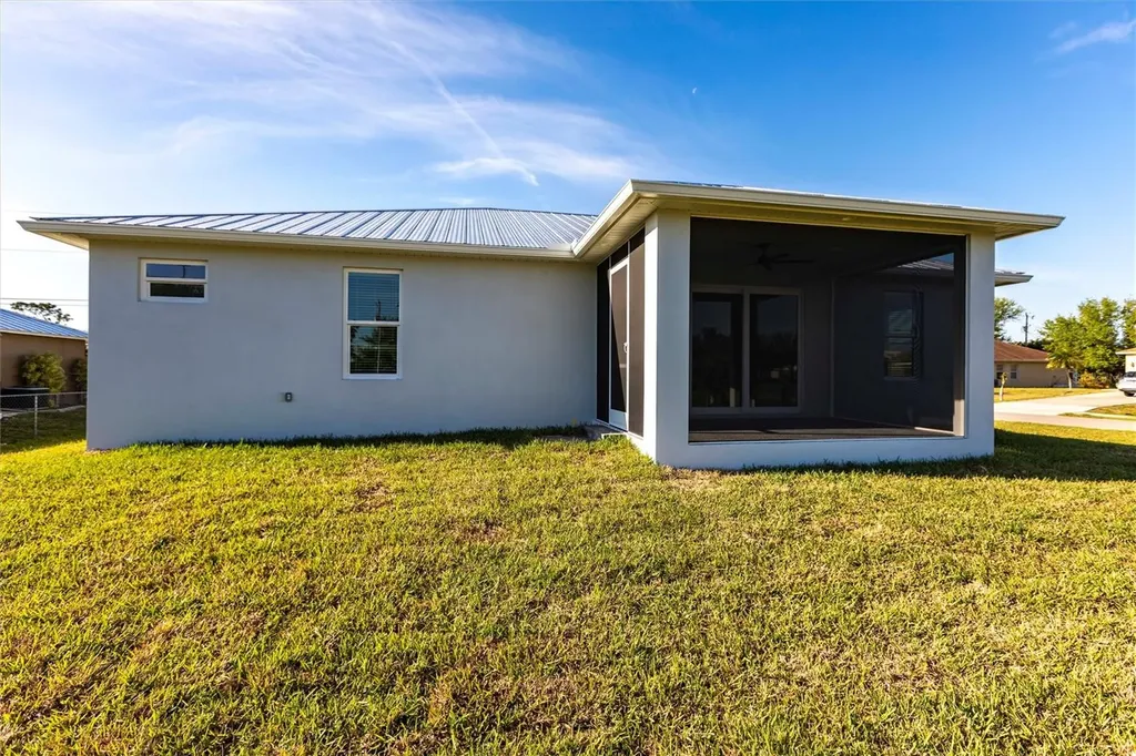 2729 SW 4th Terrace Cape Coral FL 33991