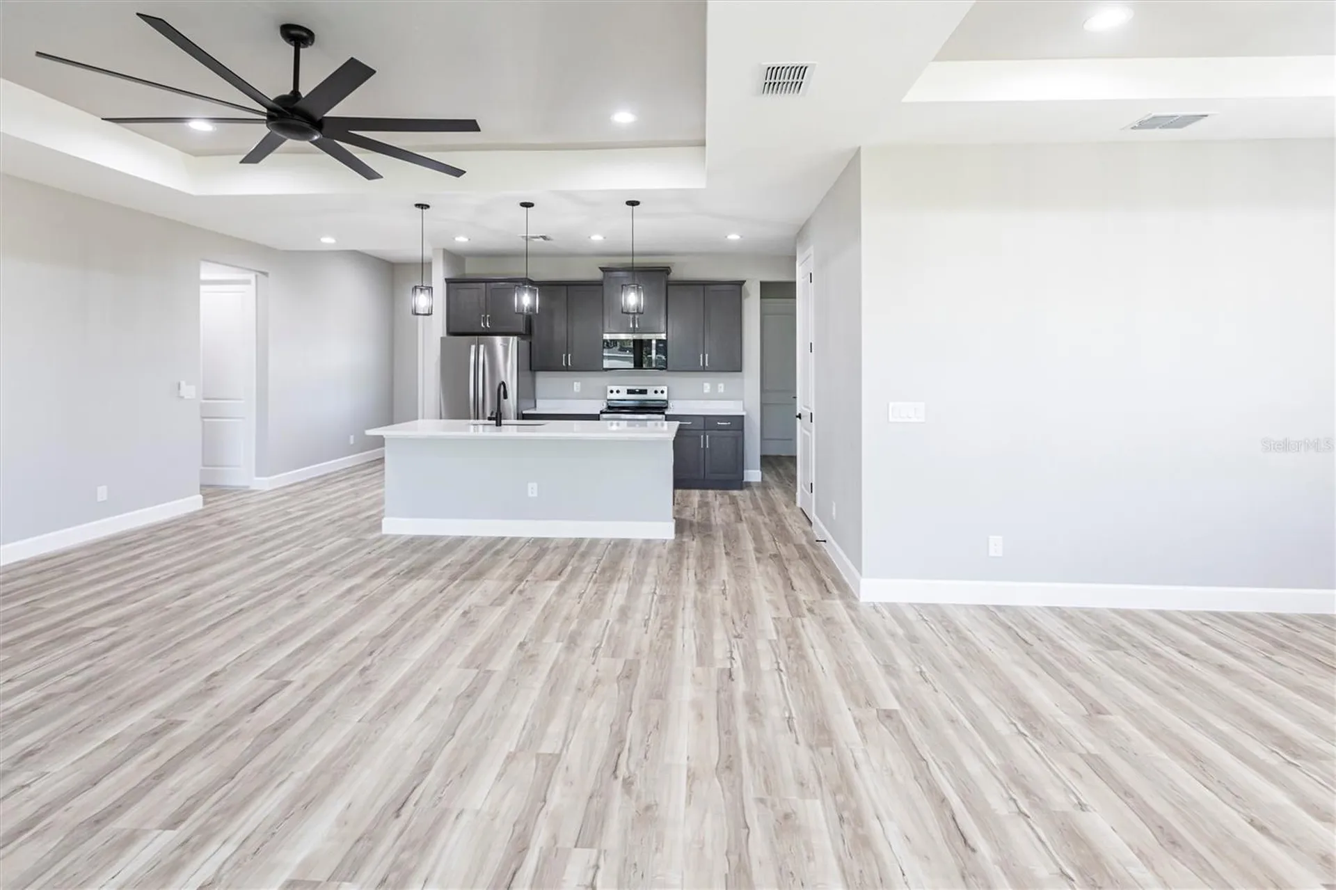 2729 SW 4th Terrace Cape Coral FL 33991