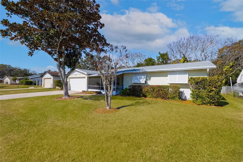 692 Gaslight Drive South Daytona FL 32119