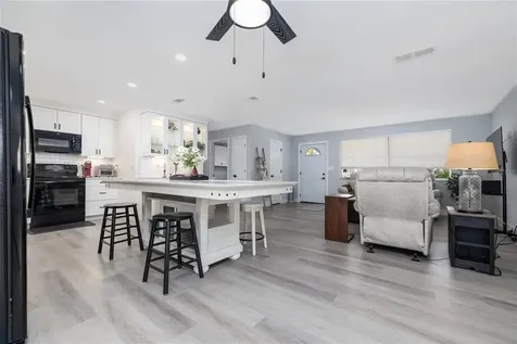692 Gaslight Drive South Daytona FL 32119