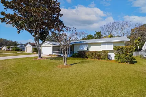 692 Gaslight Drive South Daytona FL 32119