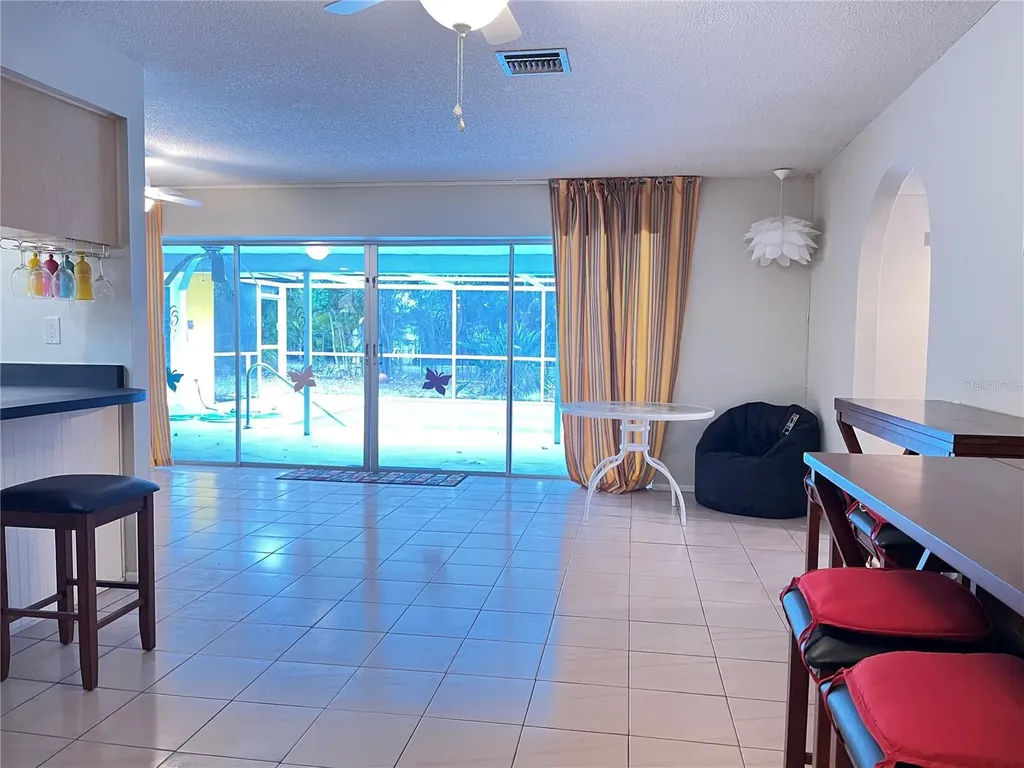 1310 SE 43rd Terrace Cape Coral FL 33904