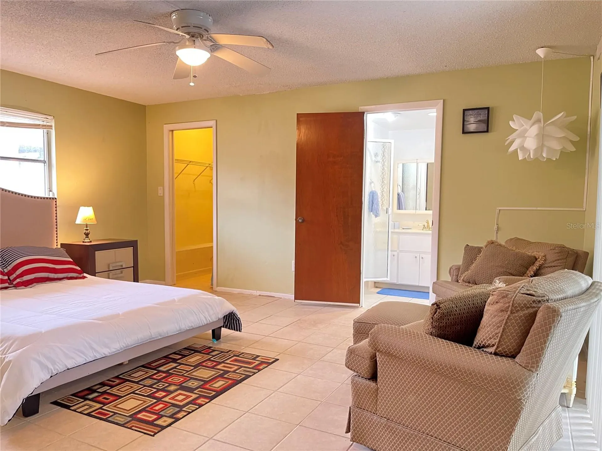 1310 SE 43rd Terrace Cape Coral FL 33904