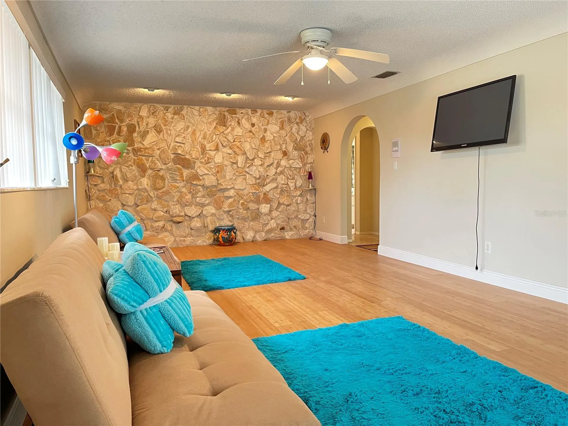 1310 SE 43rd Terrace Cape Coral FL 33904