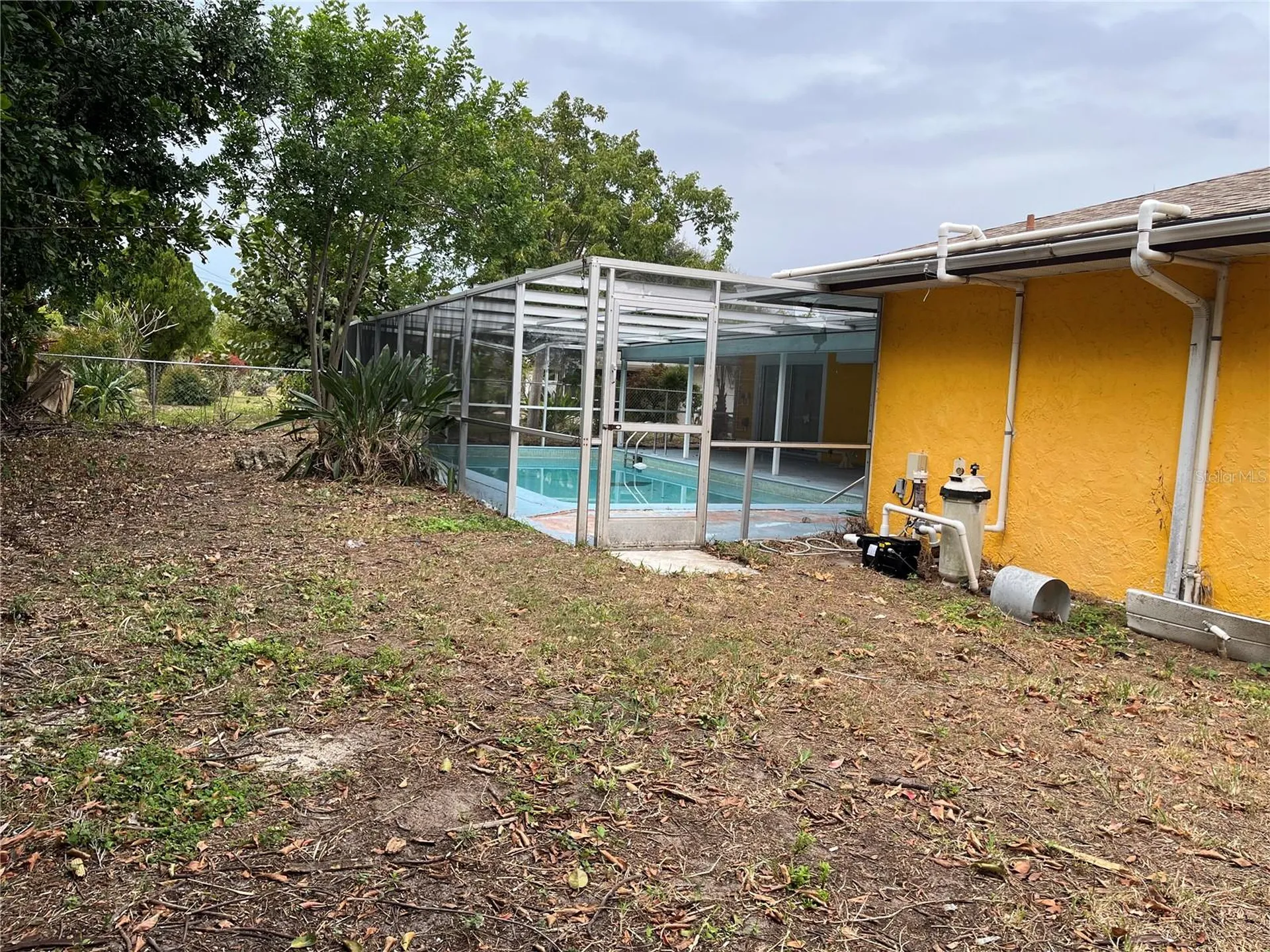 1310 SE 43rd Terrace Cape Coral FL 33904