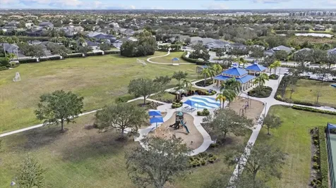 4727 Balboa Park Loop Bradenton FL 34211