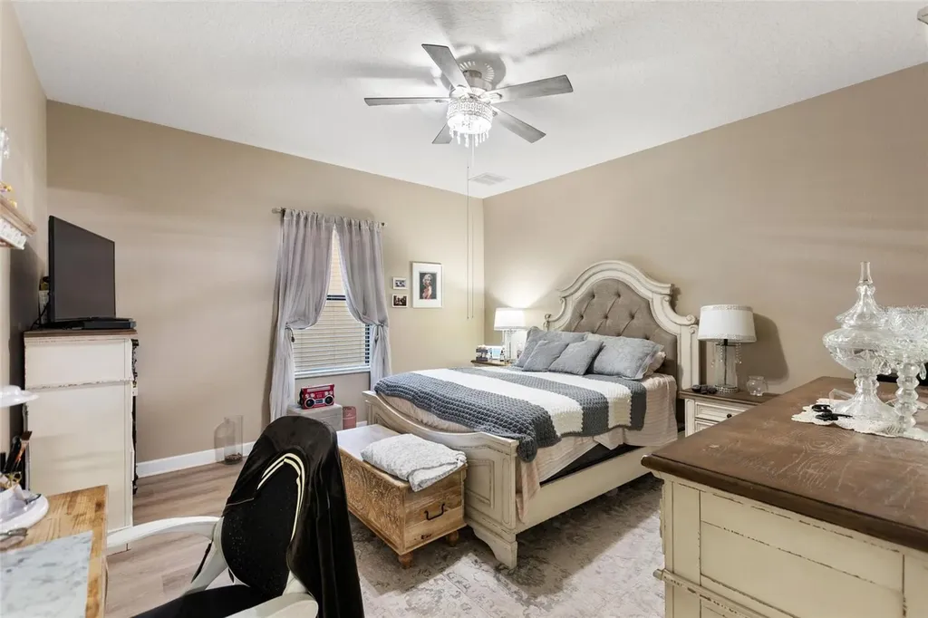 1319 Gleneagles Lane Davenport FL 33896