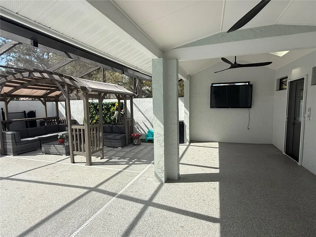 6728 Islander Lane Tampa FL 33615
