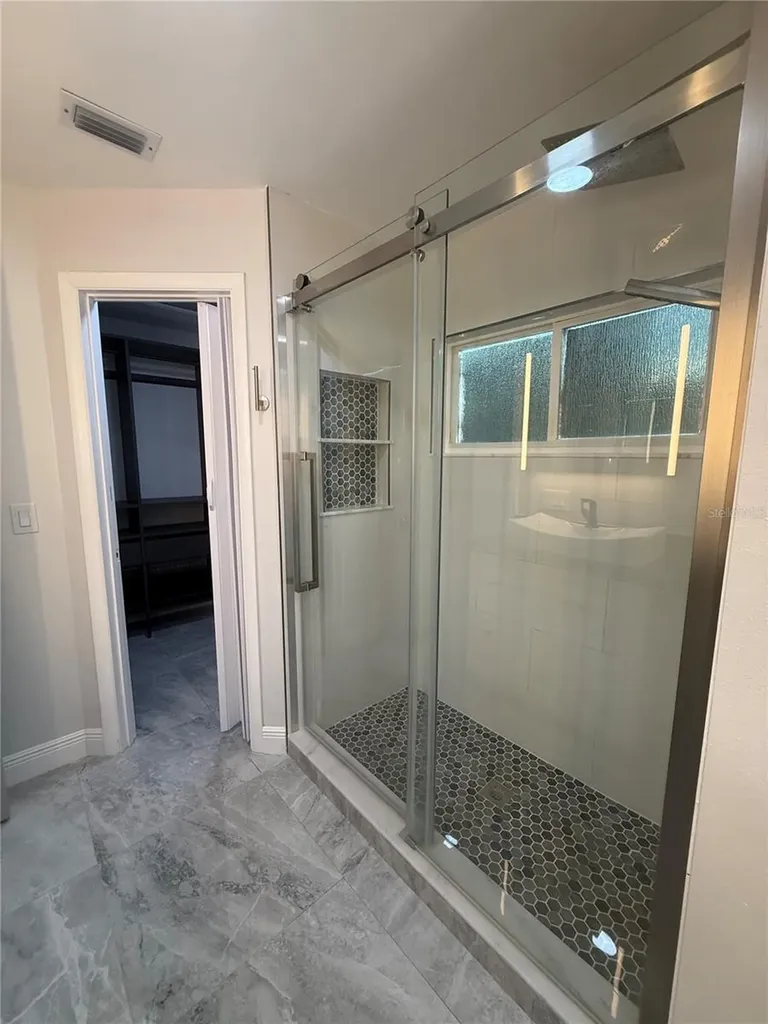 6728 Islander Lane Tampa FL 33615