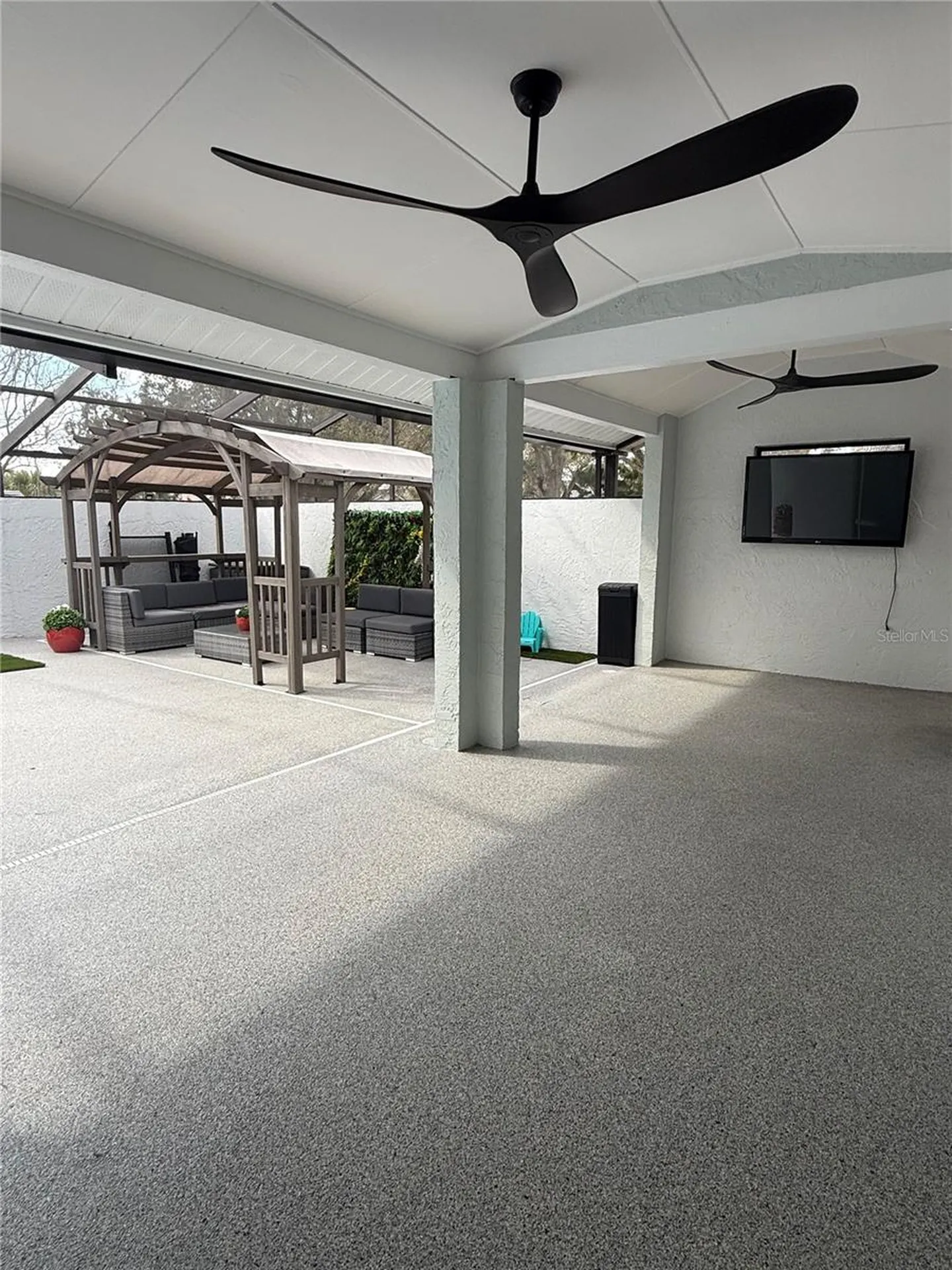 6728 Islander Lane Tampa FL 33615
