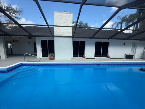 6728 Islander Lane Tampa FL 33615