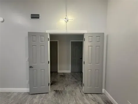 6728 Islander Lane Tampa FL 33615