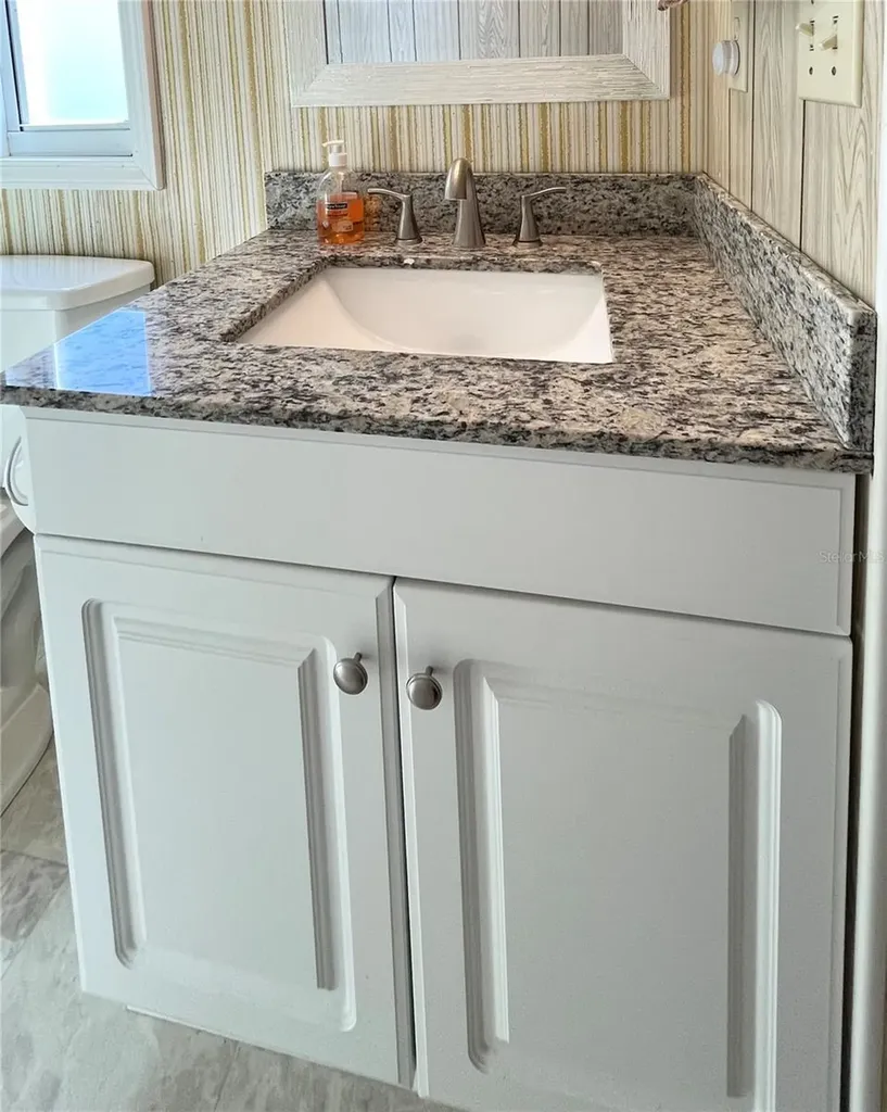 3232 Ash Terrace Sarasota FL 34237