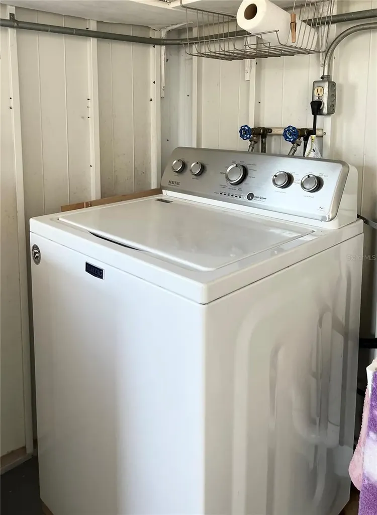 3232 Ash Terrace Sarasota FL 34237