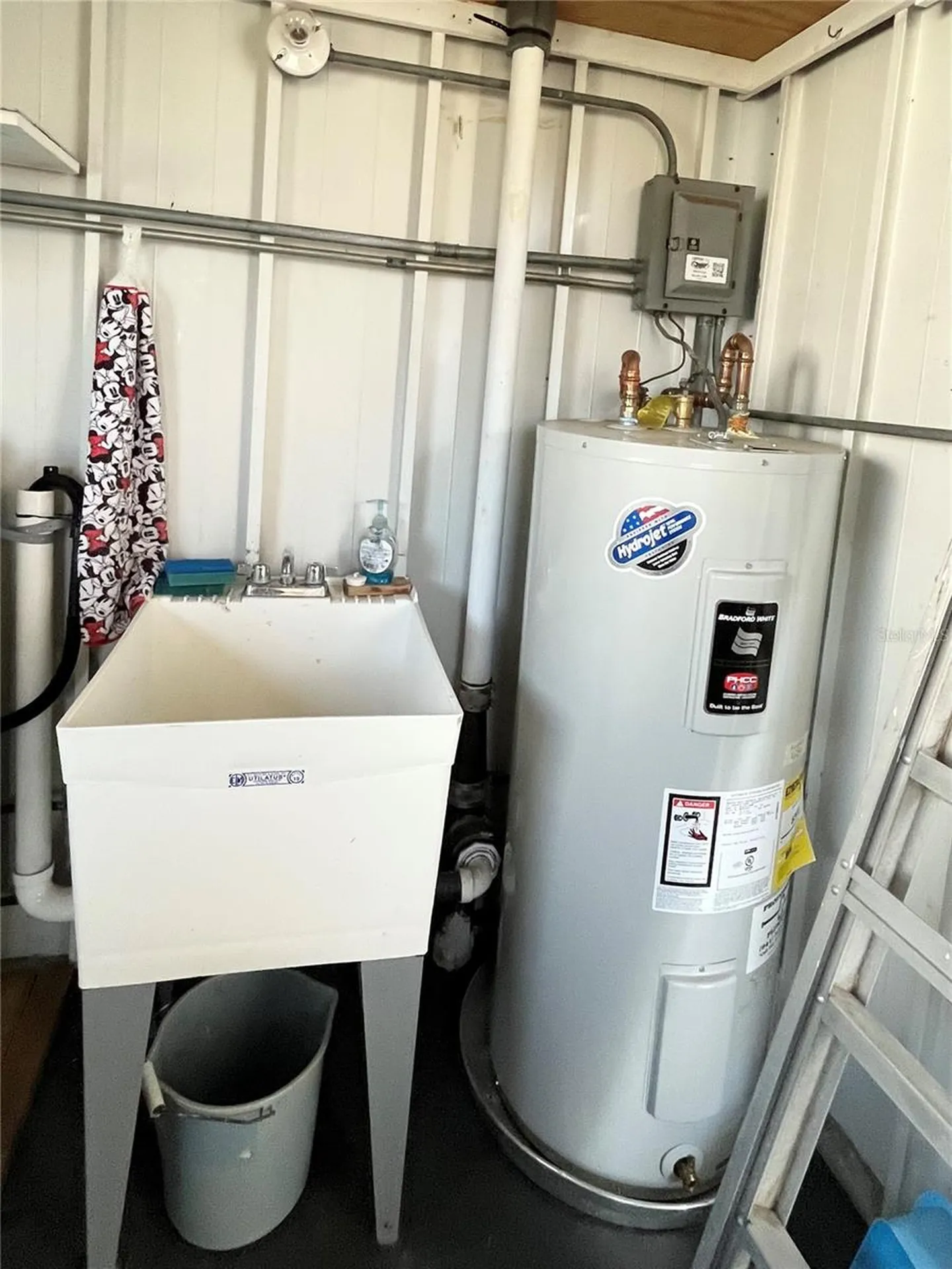 3232 Ash Terrace Sarasota FL 34237